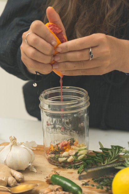 Shiva Rose along with Céline from Plastic Tides show their recipe for a natural medicine made of organic materials and herbs