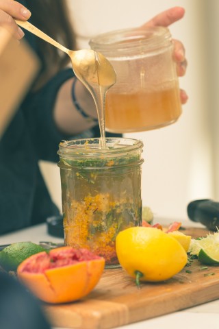 Shiva Rose along with Céline from Plastic Tides show their recipe for a natural medicine made of organic materials and herbs