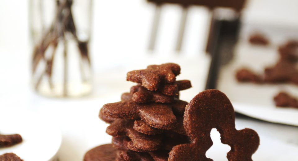 Healthy Holiday Gingerbread Cookies ~ by My New Roots